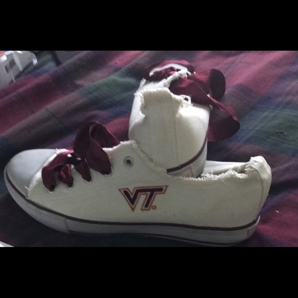 virginia tech “Spirit Ready” white canvas tennis shoes size 10 NEW